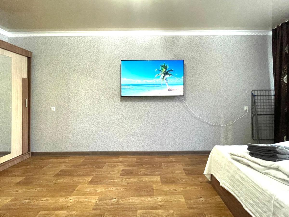 Абая 68 Квартира В Центре, 4 Спальных Места Petropawlowsk Exterior foto