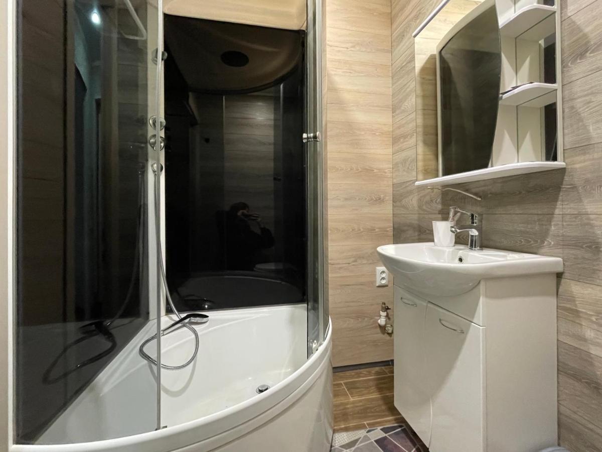 Абая 68 Квартира В Центре, 4 Спальных Места Petropawlowsk Exterior foto