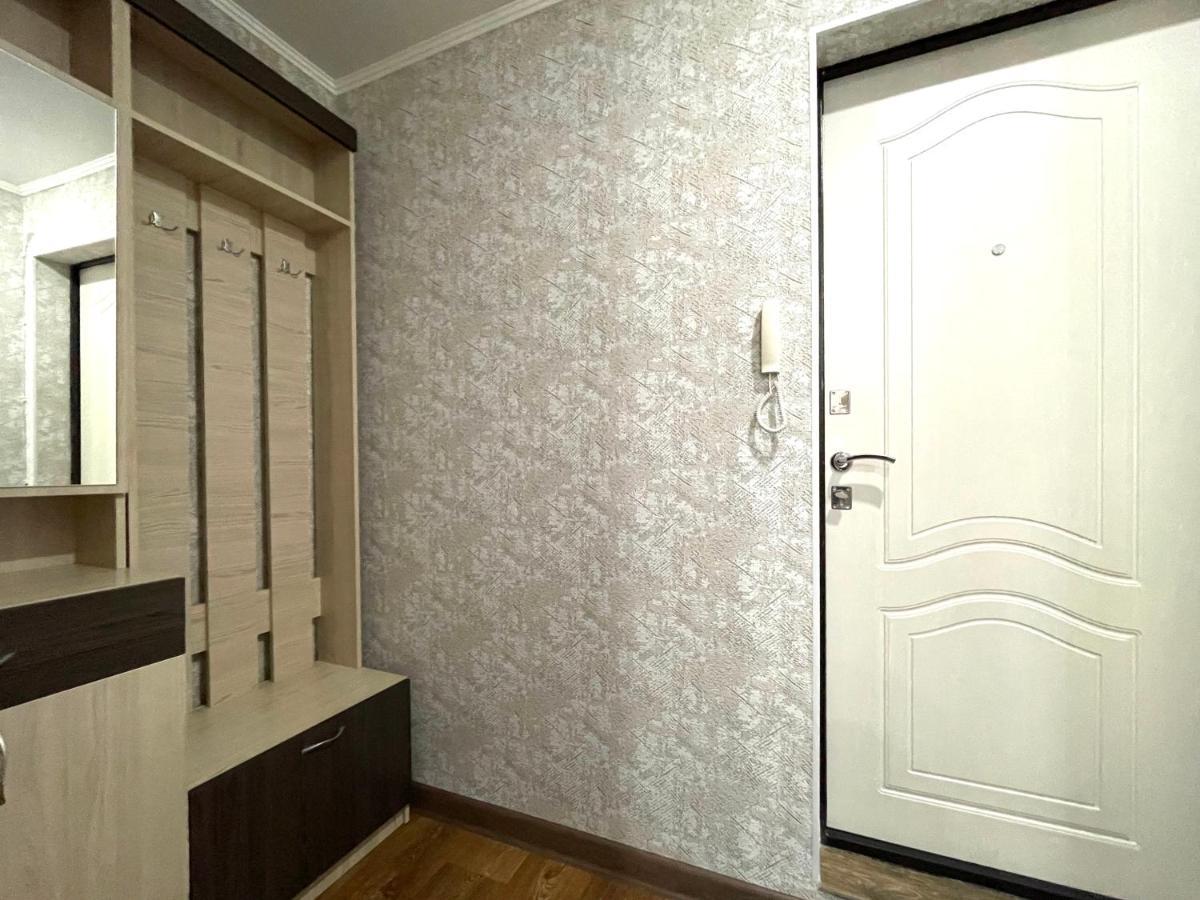 Абая 68 Квартира В Центре, 4 Спальных Места Petropawlowsk Exterior foto